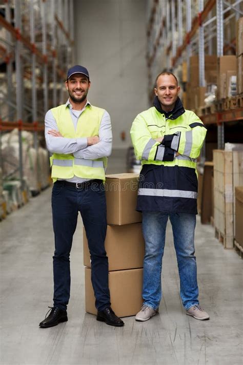 Uniforms warehouse - New energy services company successfully overcomes growing pains with UniFirst. We always deliver, because you always deliver. Providing uniforms, workwear, safety clothing & PPE, first aid, and facility services.